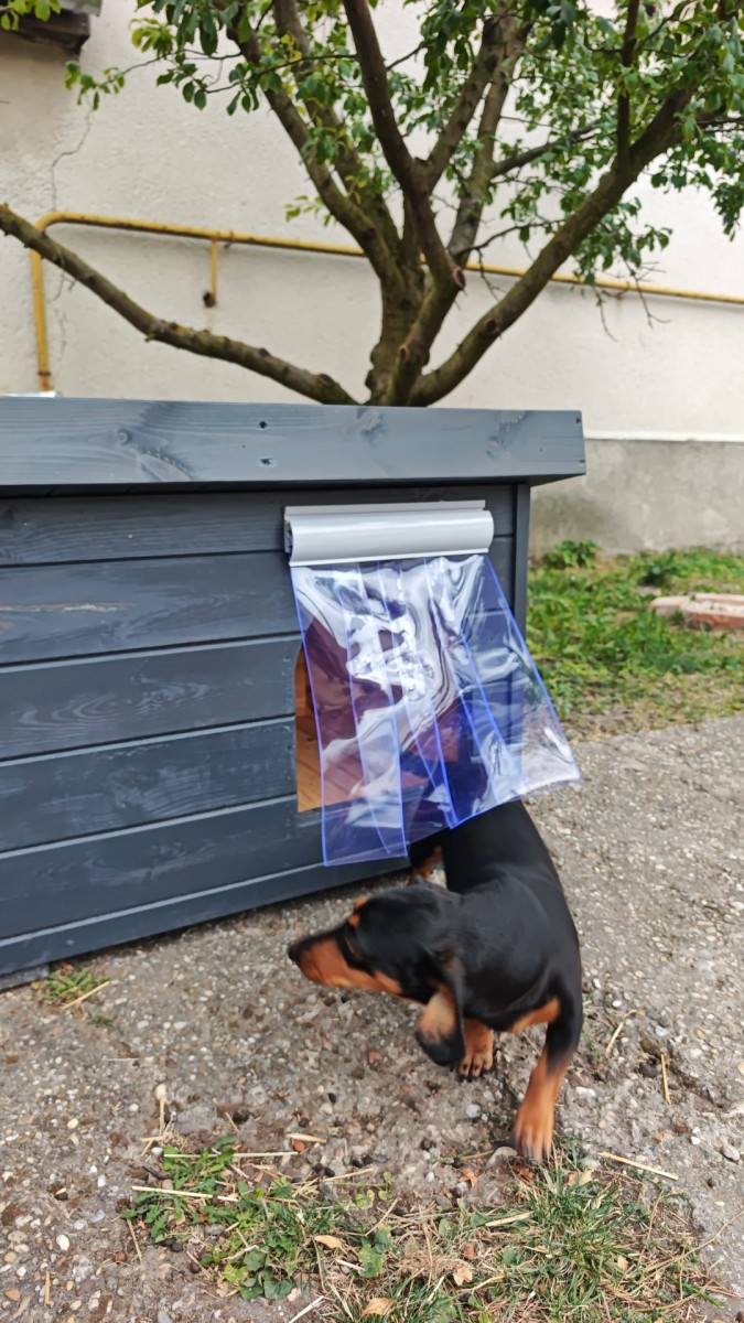 Extra tepelná clona na vstup psej búdy – ThermoShield™